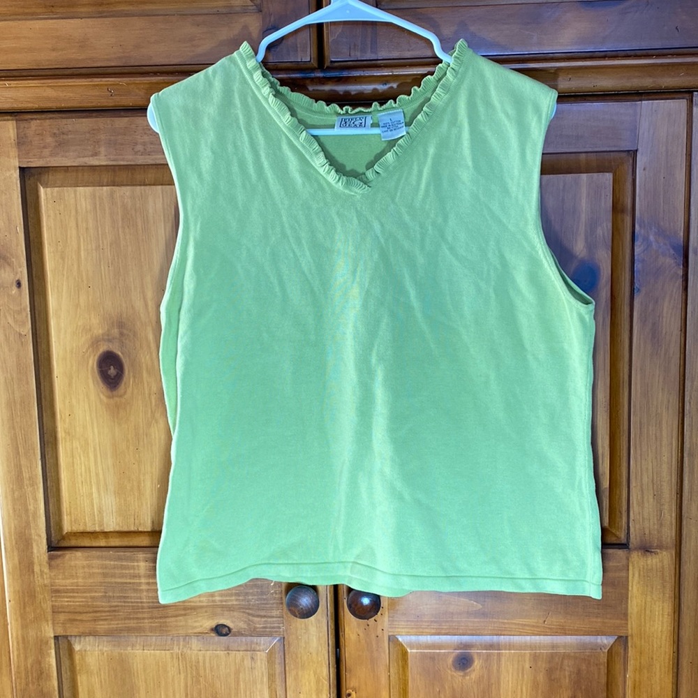 Light Green Sleeveless Top Shirt